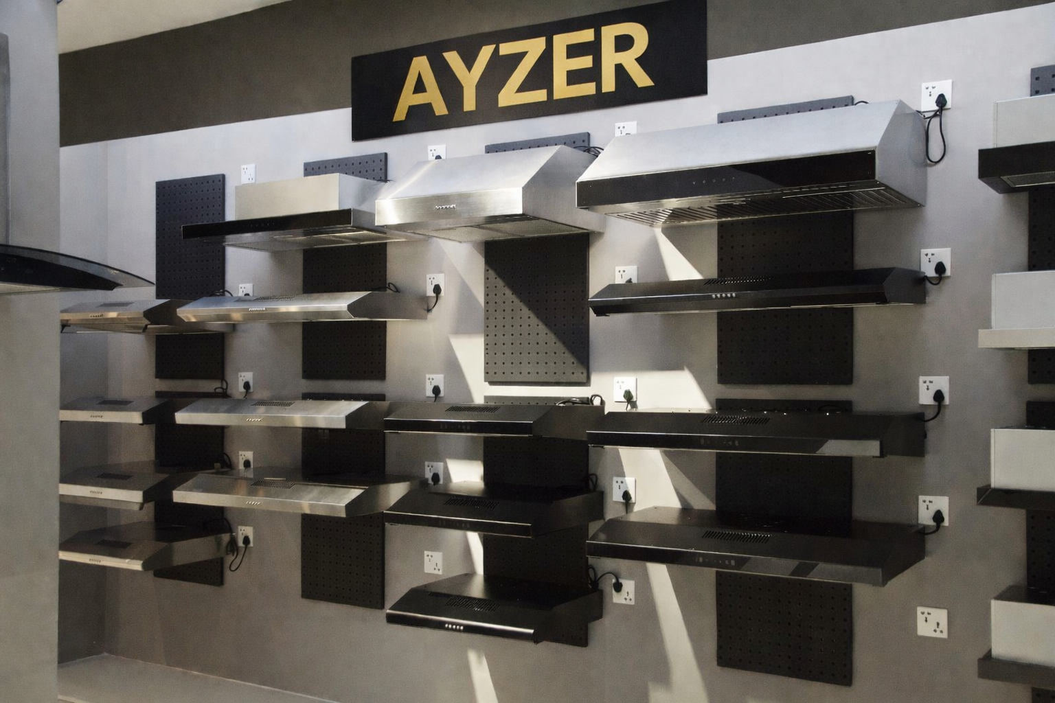 Ayzer